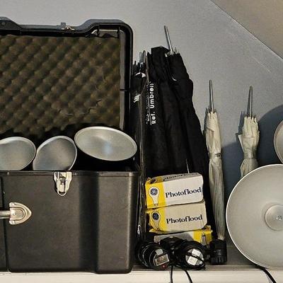 Camera Equipment, Lights, Umbrella, Flashes Umbrellas, And Carrying Trunk
