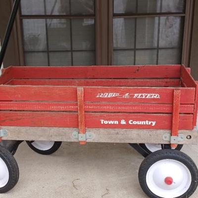 Radio Flyer Town And Country Wagon
