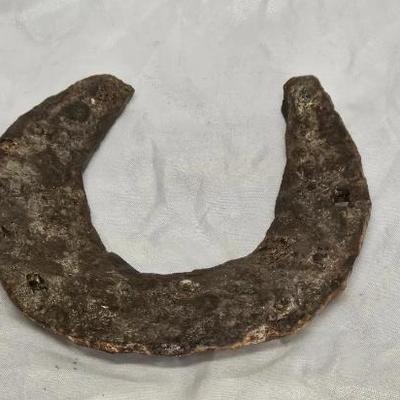 https://auctions4america.proxibid.com/Auctions-4-America/Ancient-Celtic-Viking-Many-More-Artifacts/event-catalog/277801