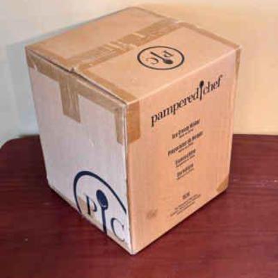 Pampered Chef - Ice Cream Maker (New In Box)
