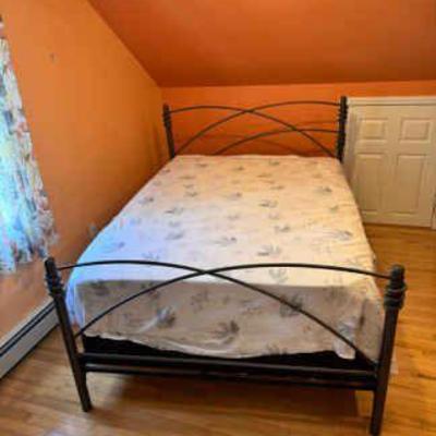 Metal Criss Cross Bed frame
