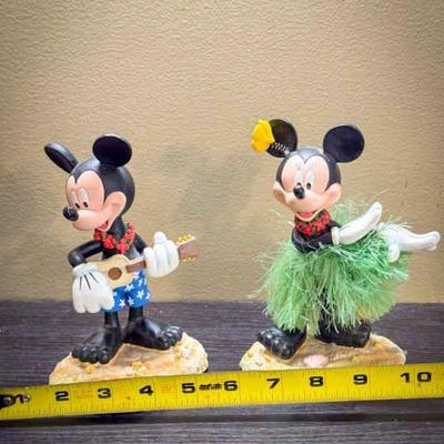 Hula Mickey & Minnie
