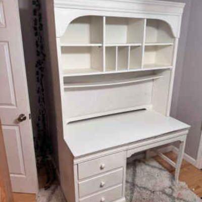 Young America Computer Desk With Corkboard Back
