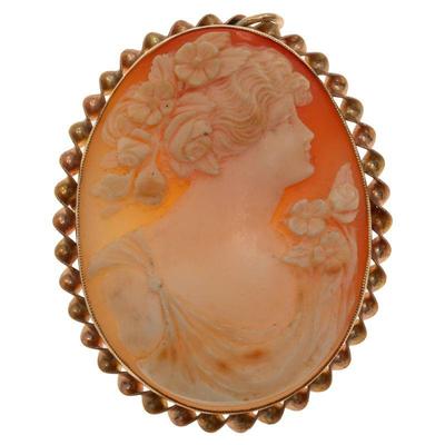 Shell Cameo, 14k Yellow Gold Pin Pendant
