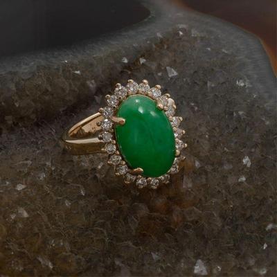 Jade, Diamond, 14k Yellow Gold Ring
