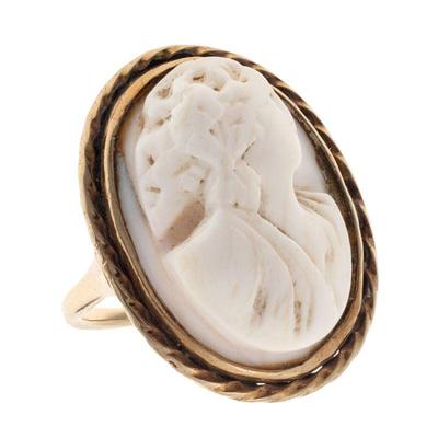 Cameo, 14k Yellow Gold Ring