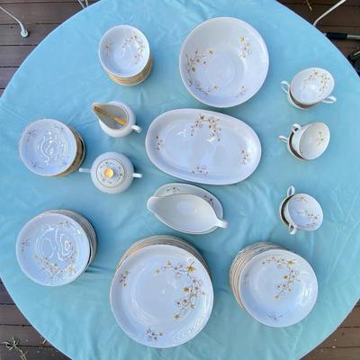 Vintage Winterling Bavaria Germany Dinnerware Set – Floral Pattern