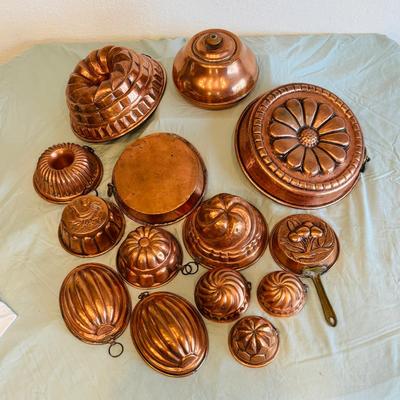Vintage Copper Mold Collection – Set of 14