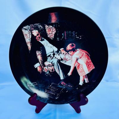 The Rockwell Heritage Collection - 17 Plates With Stands