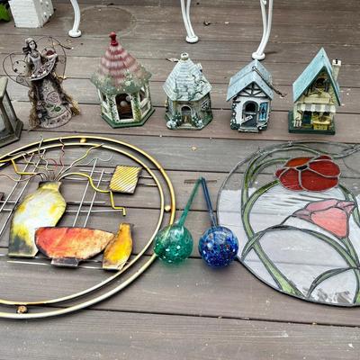Garden & Home Decor Lot – Birdhouses, Wall Art, Stained Glass & More