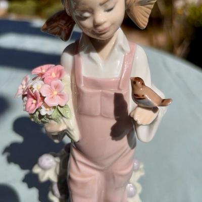 Vintage “Lladro “Spring Girl with Bird” Figurine #5217, 1983– Hand Made in Spain