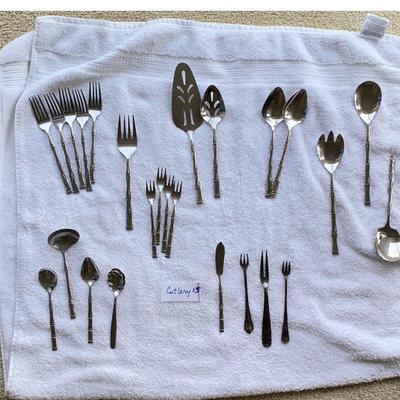 Mixed Flatware & Utensil Lot – Bamboo Design & Blue Handle Sets with Kitchen Tools