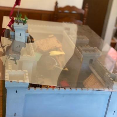 Custom made doll houses 