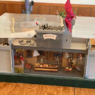 Custom made doll houses 