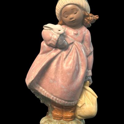 BO103 - Lladro Gres Porcelain Figurine "Snuggle Bunny"