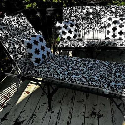 Wrought Iron Outdoor Furniture 
