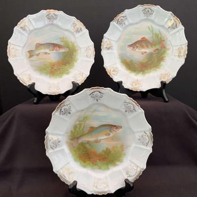 Antique Gold Scalloped Edge 8" Fish Plates