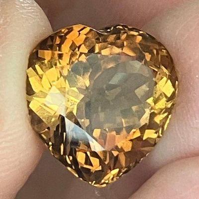 MalamaAuctions.com