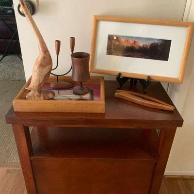 Ri281 side table and wood decor