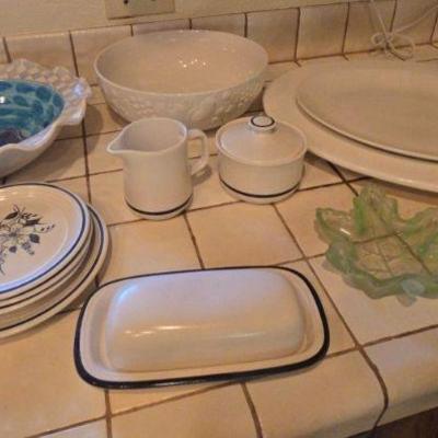 Ri253 mystery lot kitchen 1