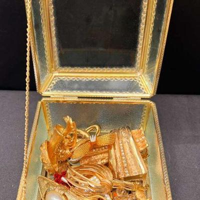 Ri221 mystery lot vintage gold tone pins