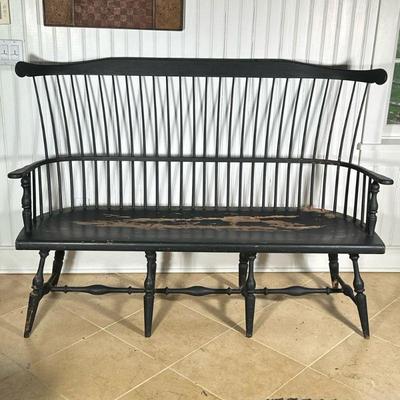BLACK PAINTED COMB BACK WINDSOR BACK BENCH | Windsor style bench with curved spindle back. - h. 43.5 x w. 62 x d. 18 in
