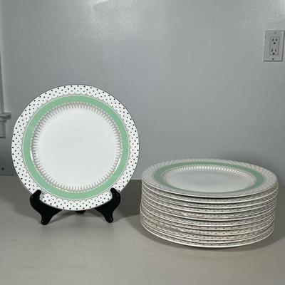 (13pc) Grace’s Teaware Dinner Plates | Graces’s Teaware plates with gold trim and light green ring Dimensions: dia. 10.5 in
