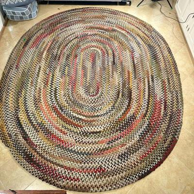 AMERICAN BRAIDED OVAL RUG | Colorful braided oval rug. - w. 108 x l. 136 in

