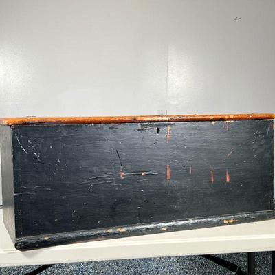ANTIQUE LIFT TOP TRUNK WITH SNIP HINGES | Painted antique wooden trunk. Dimensions: h. 16 x w. 38 x d. 16 in
