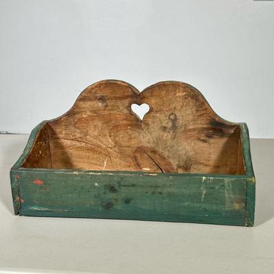 CARVED WOOD HEART BOX | Wood carved box with cut-out heart back, painted green. Dimensions: h. 8 x l. 15 x d. 7 in
