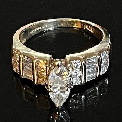 14K Yellow Gold 2 Trillion 6 Baguette 6 Round Cut Diamond Ring
