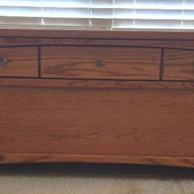 Wooden Blanket Chest By Blackhawk Furniture 