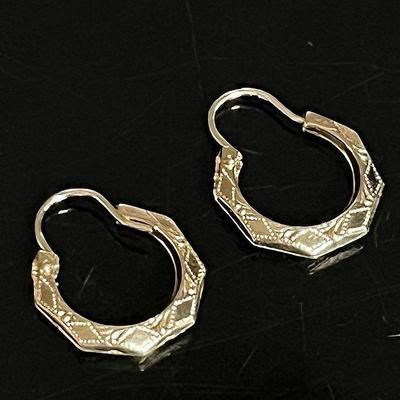 14K Yellow Gold Hexagon Hoop Earrings 