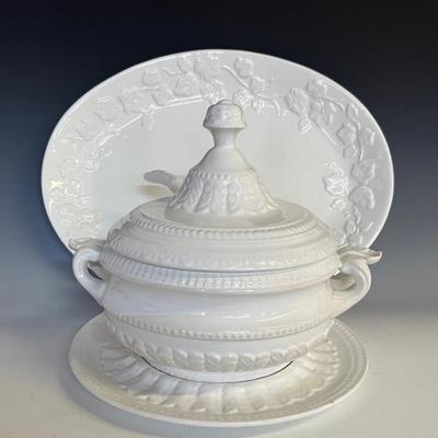 Elpa Alcobaca Portuguese Soup Tureen with Tray and Ladle, Dalton Platter