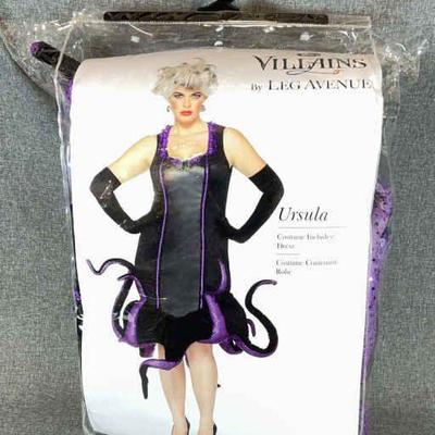 Ursula costume