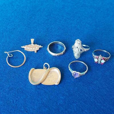 Pendants Loop Grad This Shall Pass (3) & Rings Heart Star Shield (5)