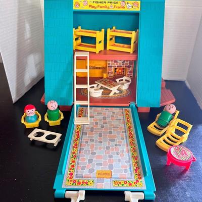 Fisher Price Play Family A Frame House, People & Furniture 