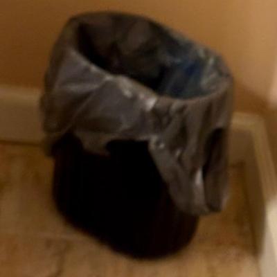 Bath Trash Can