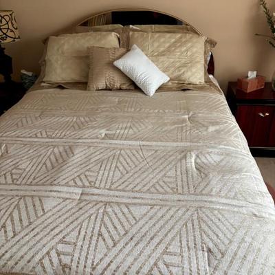 Queen Bed