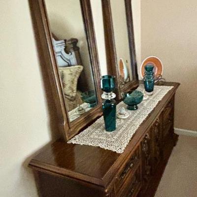 Broyhill Dresser
