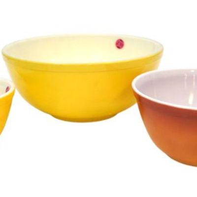 VINTAGE PYREX PRIMARY NESTING MIXING BOWLS