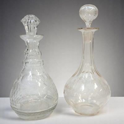2 VINTAGE CRYSTAL LIQUOR DECANTERS