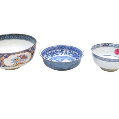3 VINTAGE ORIENTAL BOWLS