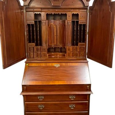 GEORGIAN STYLE ORNATE FITTED SECRETARY 