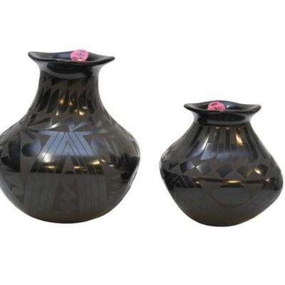 PAIR OF SOCORRO REYES MEXICAN BLACKWARE POTTERY