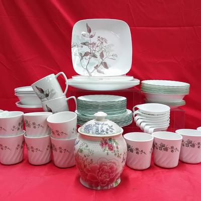 67pc Mixed Corelle Porcelain And Stoneware