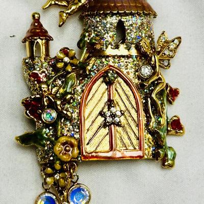 RARE Kirks Folly Camelot Magical Castle Pin Enamel Fairies