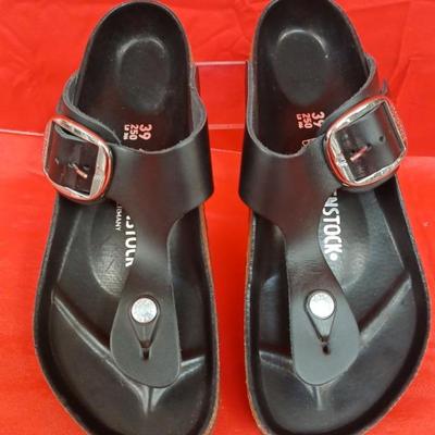 New- Black Leather Birkenstock- Germany Size 9 