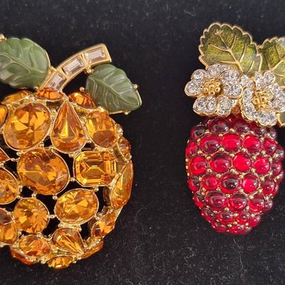 KJL Kenneth Jay Lane Apricot & Strawberry Brooch 