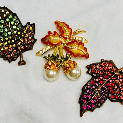 (3) Joan Rivers Autumn Brooches / Acorns / Leaves
